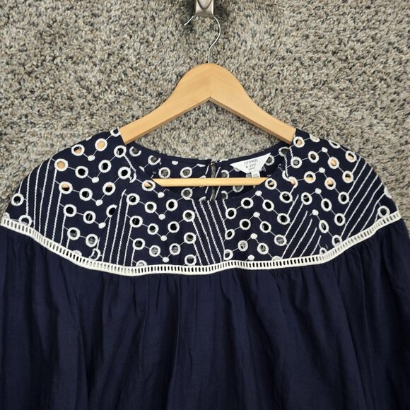 Crown & Ivy Top Womens‎ PM Petite Medium Navy Blue Peasant Blouse Embroidered - Picture 4 of 7